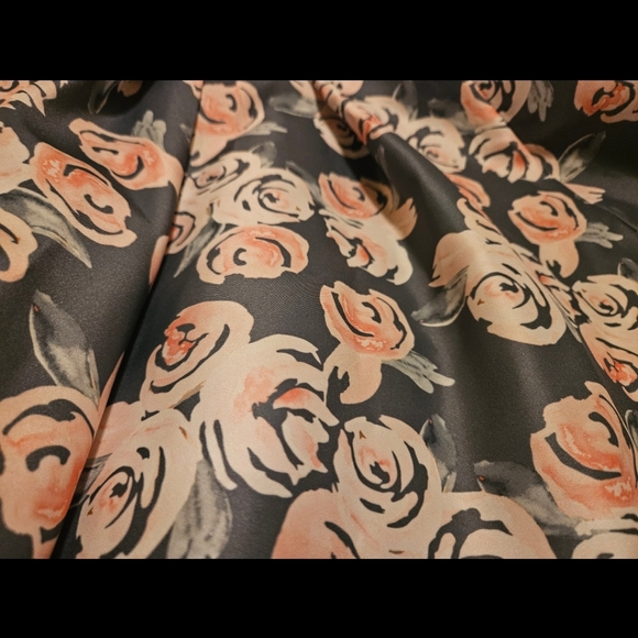 NWT Mama Luma Floral Skirt - Picture 2 of 5